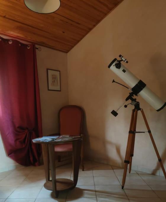 Sous Le Chateau Montaut (Ariege) Exterior foto